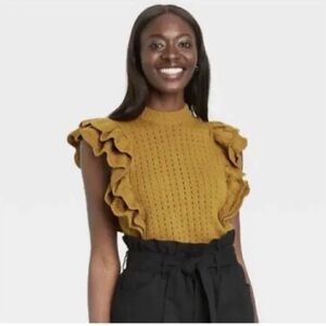 Who What Wear Short Sleeve Ruffle Flutter Crochet Sweater Mustard Top Sz XS